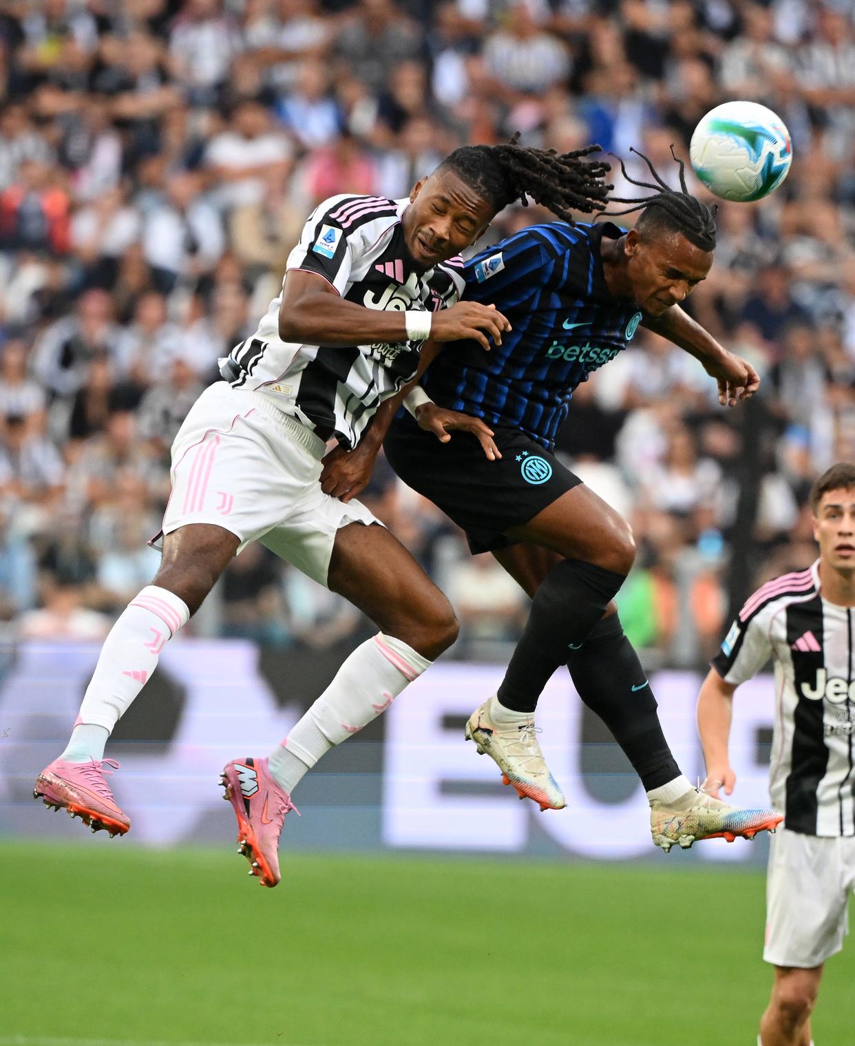 九州娱乐-尤文图斯客场击败拜仁慕尼黑晋级