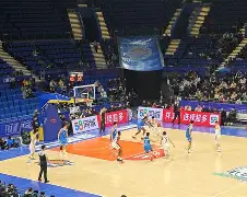 九州娱乐-青海男篮客场失利，再遇挫折，勇往直前